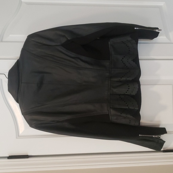 NWT Gorgeous leather White House Black market jacket Size Medium. Peplum - Picture 5 of 5